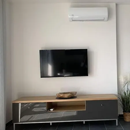 Braun Constance מלון